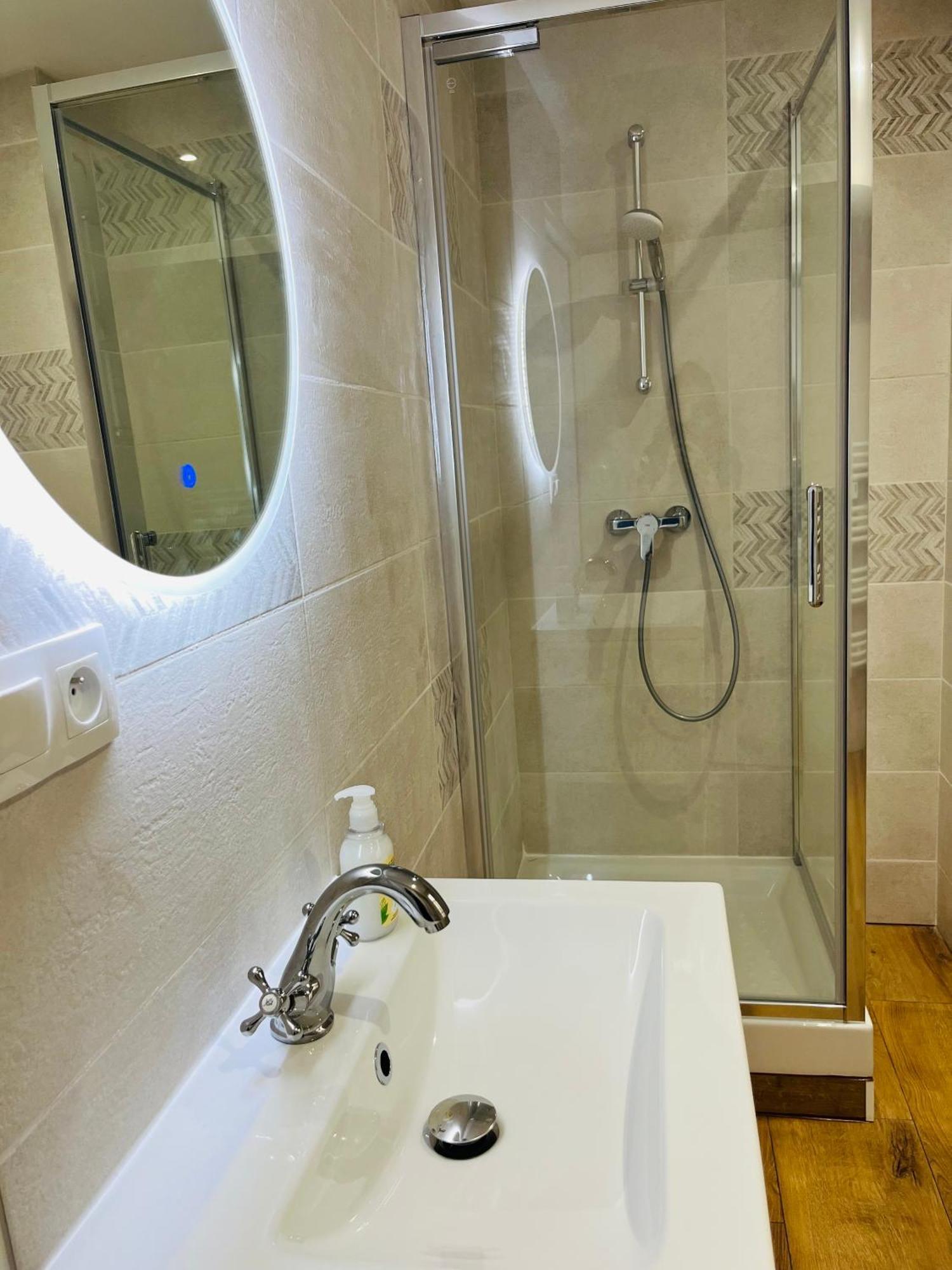 Logements 6 Pers A 15 Minutes D Angers Corne Экстерьер фото