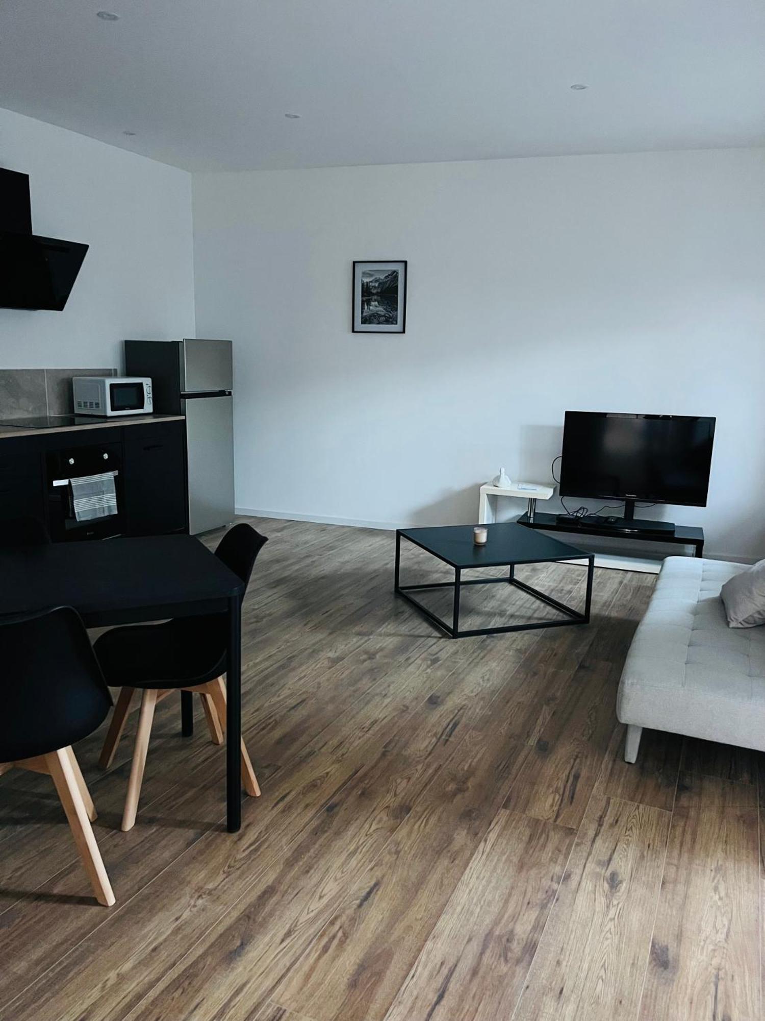 Logements 6 Pers A 15 Minutes D Angers Corne Экстерьер фото