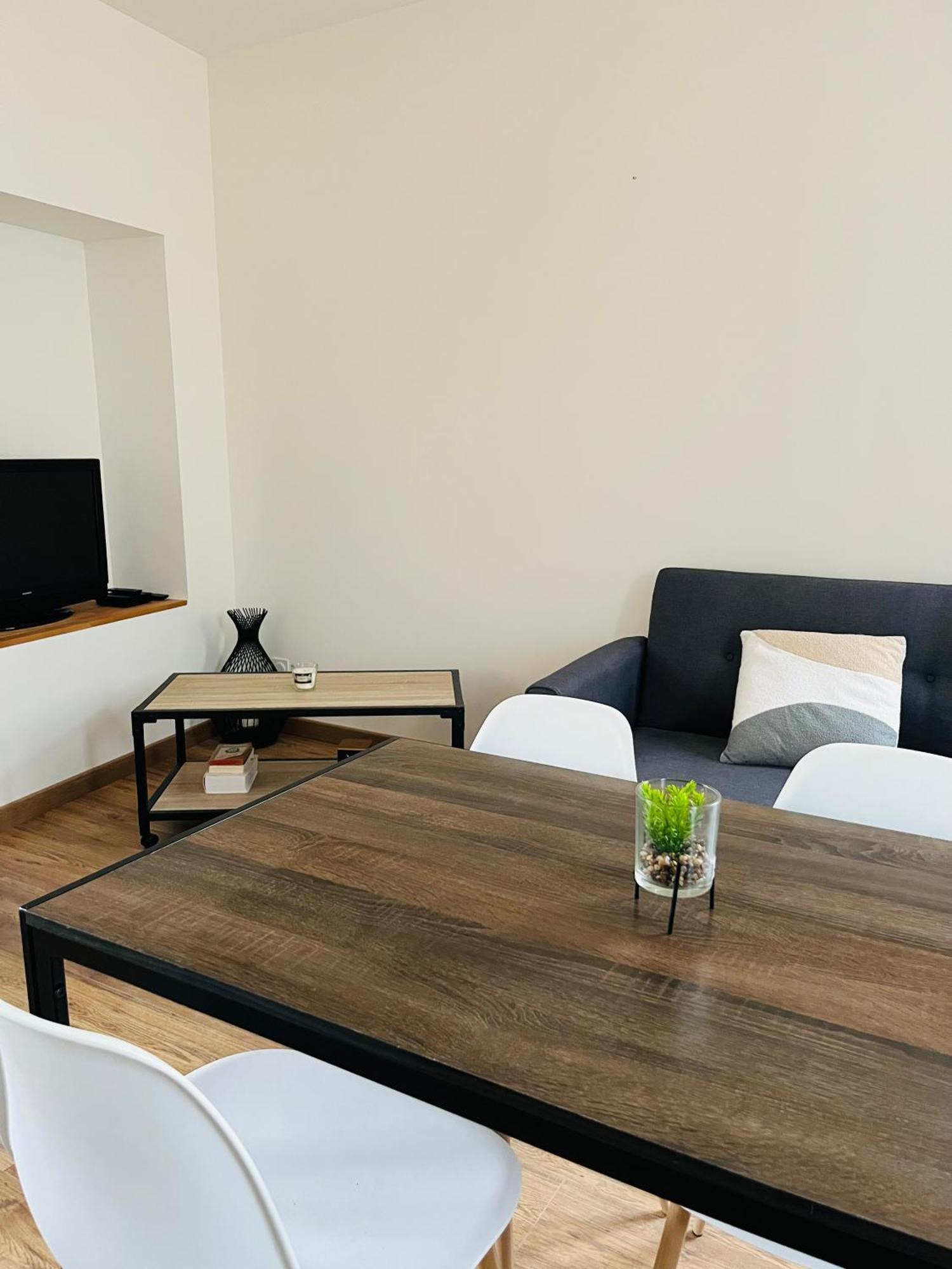 Logements 6 Pers A 15 Minutes D Angers Corne Экстерьер фото